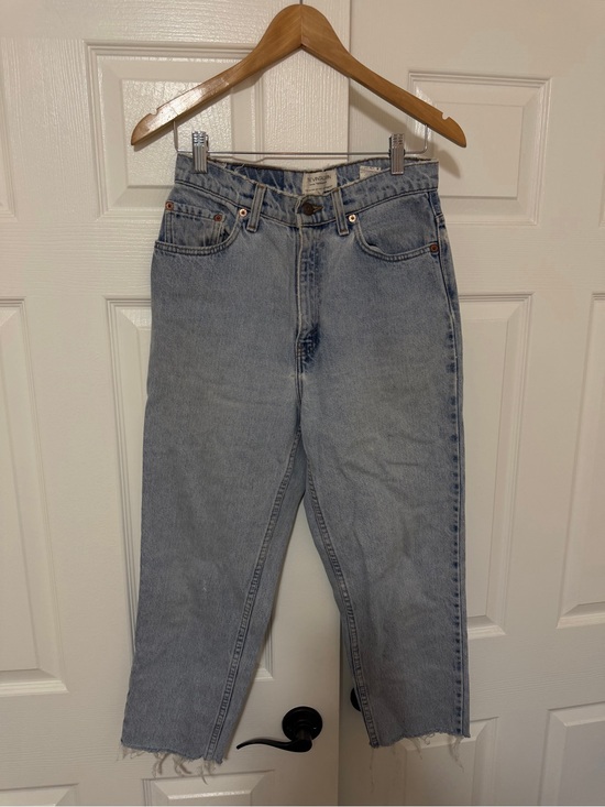 The Vintage Twin Denim - The Vintage Twin 521 Levi’s Jeans, High rise Tapered Leg Size 10 Petite